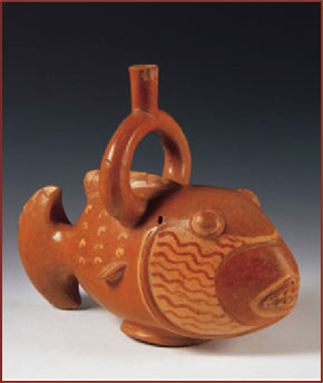 Huaco con forma de pez