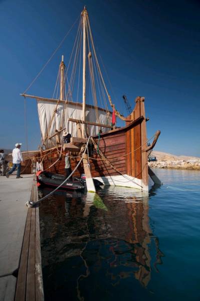 Replica dhow